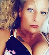 Kitty's Public Photo (SexyJobs ID# 214446)
