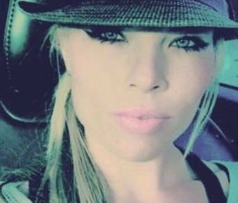 Dereka's Public Photo (SexyJobs ID# 273019)