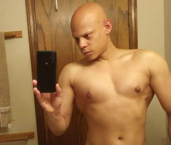 Baldy's Public Photo (SexyJobs ID# 656621)