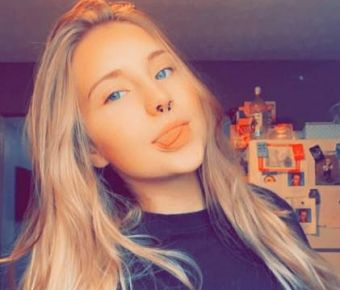 Sadie's Public Photo (SexyJobs ID# 662182)