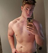 Aaron Johnson's Public Photo (SexyJobs ID# 679422)