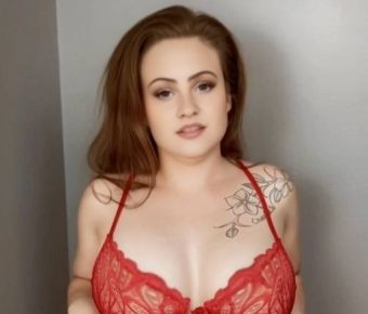 Paris Love's Public Photo (SexyJobs ID# 724286)