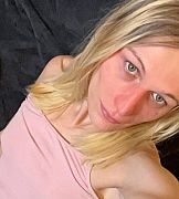 CourtneyTStar's Public Photo (SexyJobs ID# 731945)