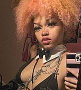 Rose Raptim's Public Photo (SexyJobs ID# 745769)